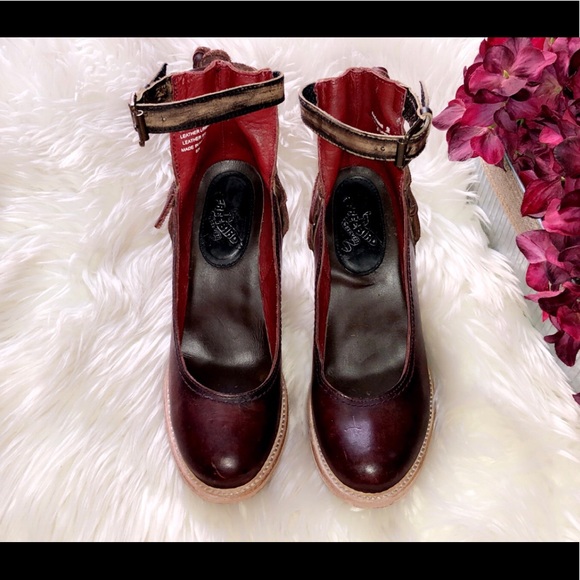 Freebird by Steven Brown and Tan Heels - Picture 6 of 9